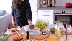 How to Prepare Food for Guests Without Stress